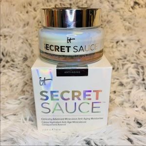 ✨It Cosmetics Secret Sauce✨